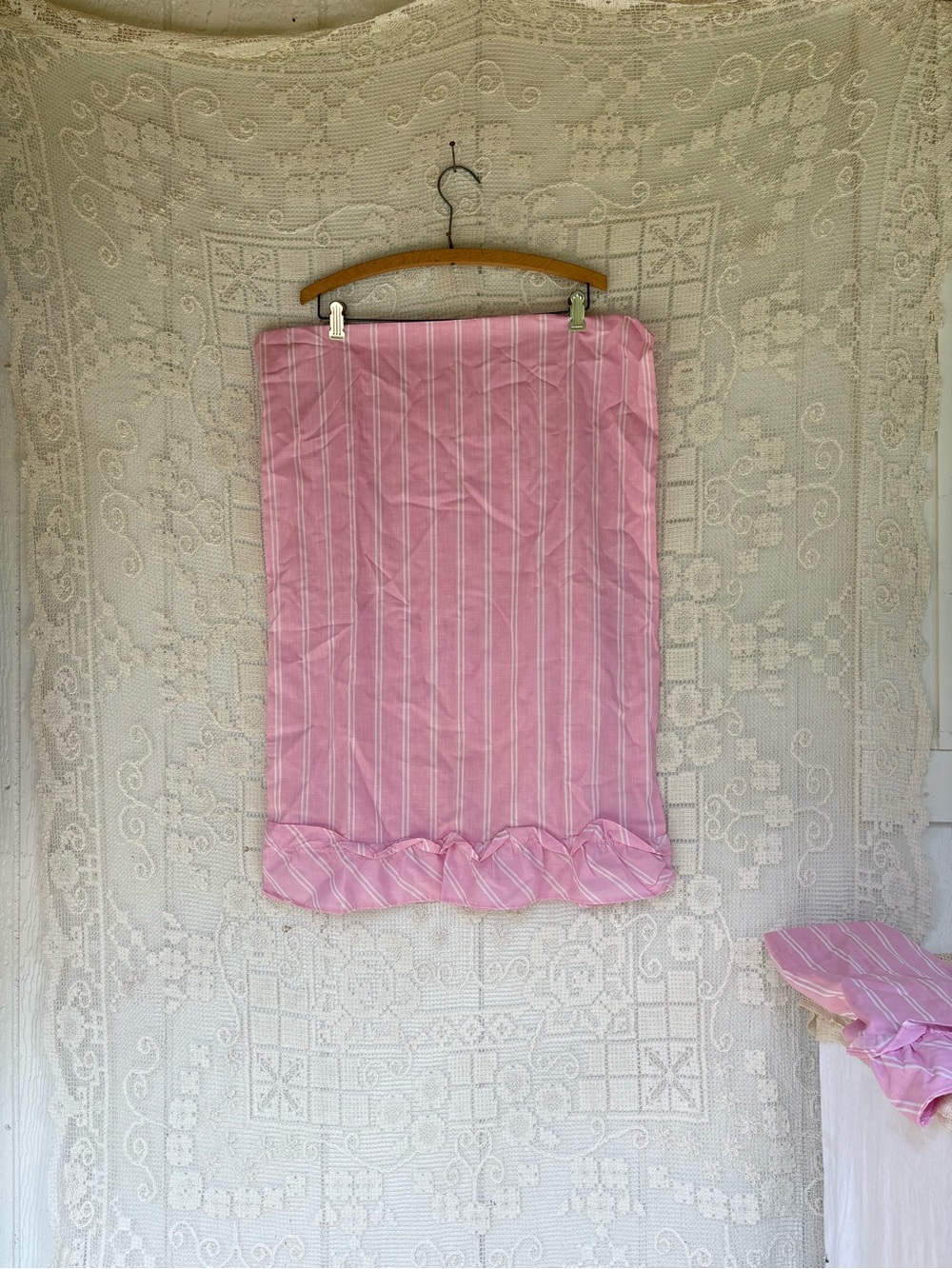Vintage Marlboro Pink & White Striped with Ruffle Hem standard pillow cases Set